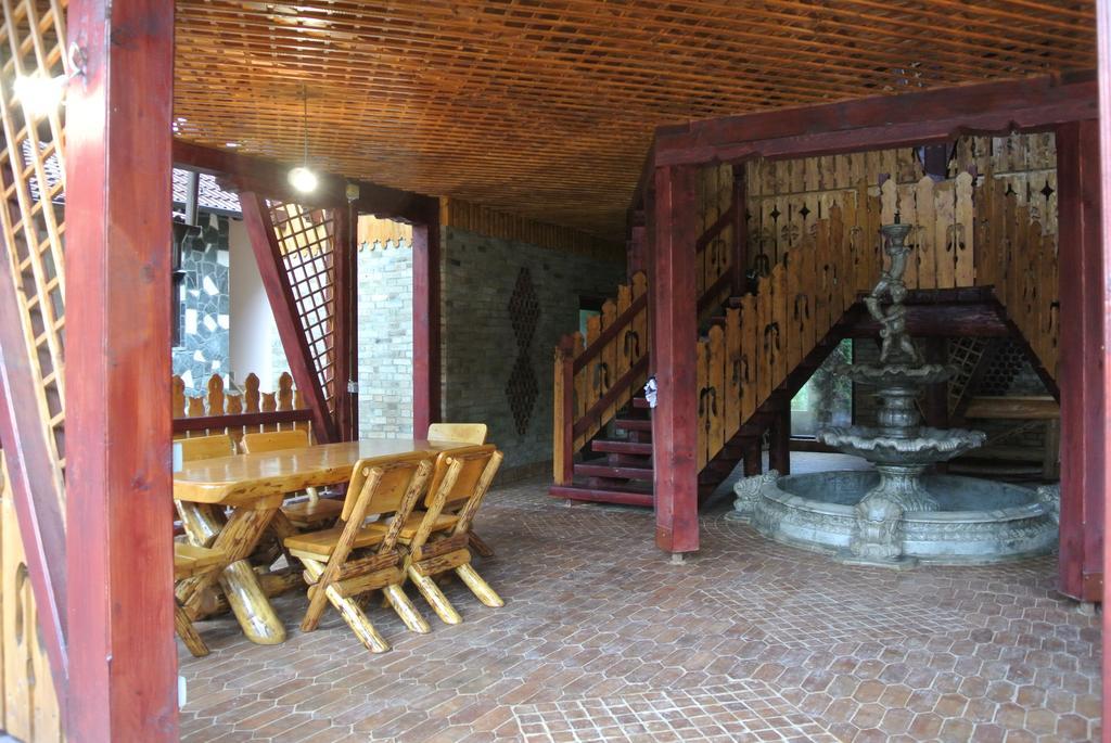 Pensiune Restaurant Piatra Craiului Dîmbovicioara Kültér fotó