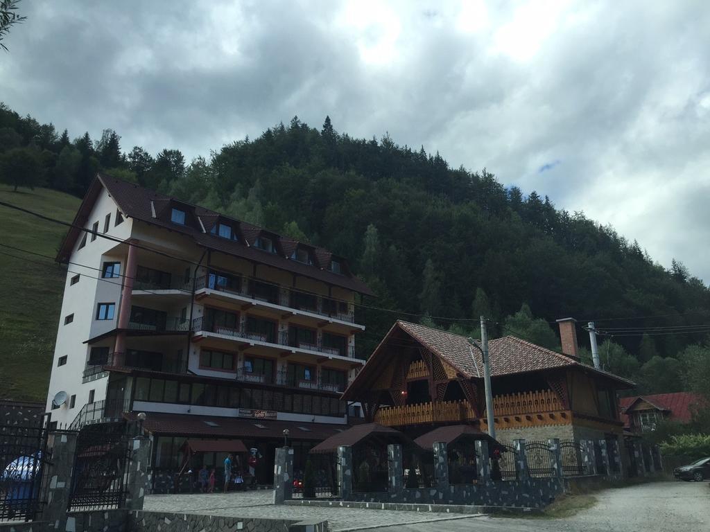 Pensiune Restaurant Piatra Craiului Dîmbovicioara Kültér fotó
